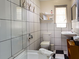 Borage Karoo / Gariep Accommodation Farm Stay for 2